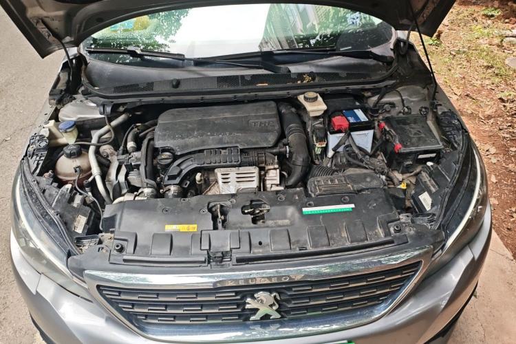 Used Peugeot 308 2016 230THP Automatic Luxury Edition Engine Bay