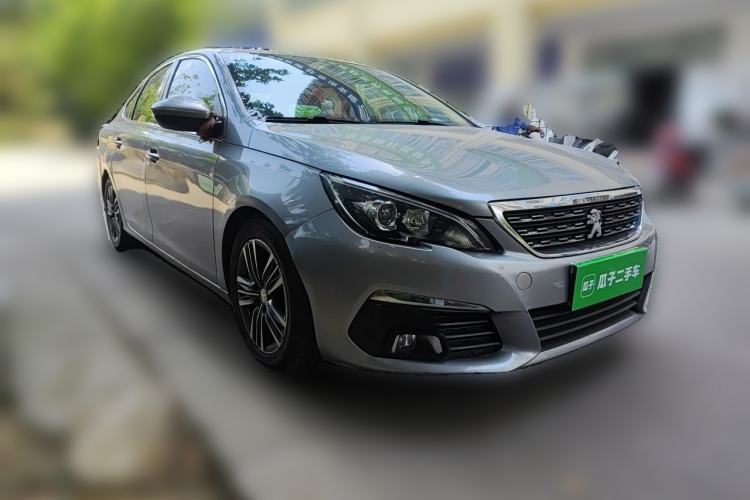 Used Peugeot 308 2016 1.6L Automatic Luxury Edition Front Right 45 Deg