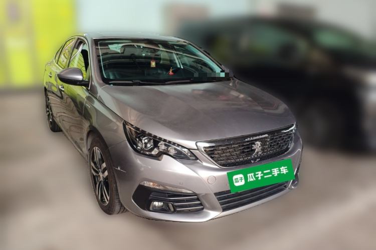Used Peugeot 308 2016 350THP Automatic Prestige Edition Front Right 45 Deg