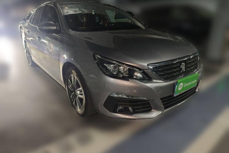 Used Peugeot 308 2016 230THP Automatic Luxury Edition Front Right 45 Deg