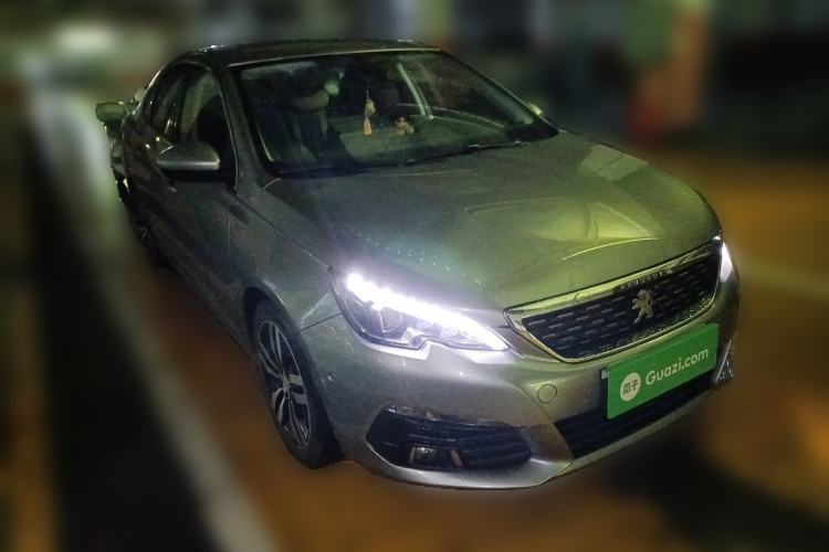 Used Peugeot 308 2016 350THP Automatic Prestige Edition Front Right 45 Deg