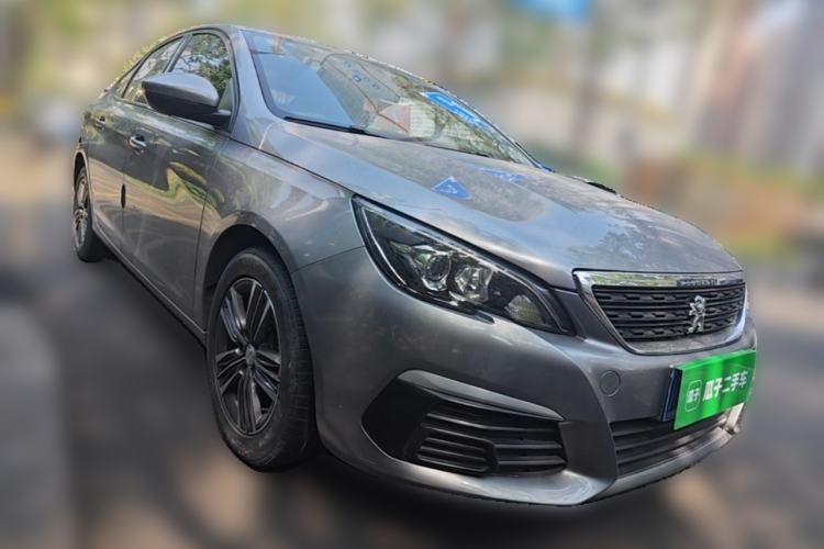 Used Peugeot 308 2016 1.6L Manual Fashion Edition Front Right 45 Deg
