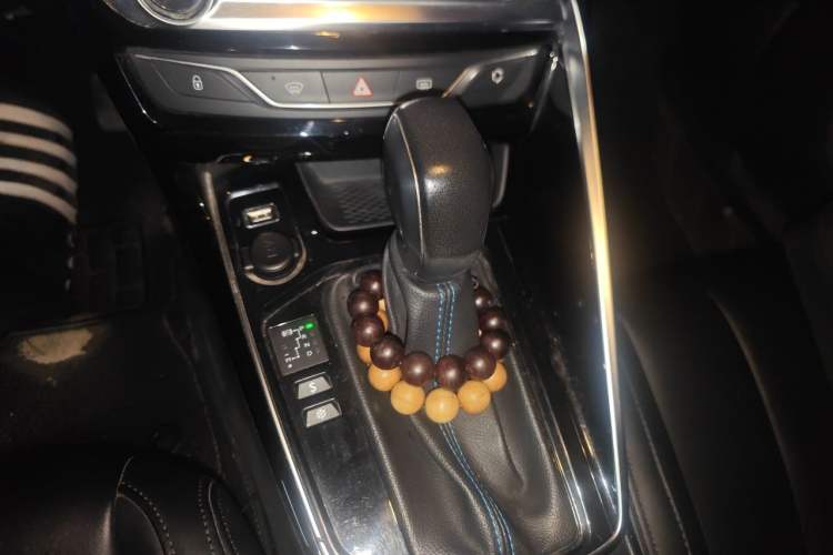 Used Peugeot 308 2016 1.6L Automatic Luxury Edition Gear Lever
