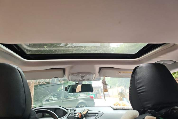 Used Peugeot 308 2016 230THP Automatic Luxury Edition Headliner