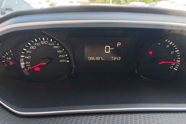 Used Peugeot 308 2016 1.6L Automatic Luxury Edition Instrument Cluster