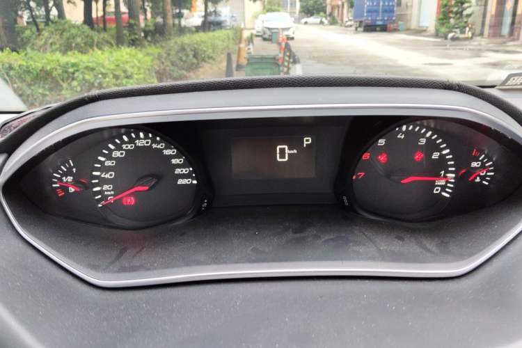 Used Peugeot 308 2016 1.6L Automatic Fashion Edition Instrument Cluster