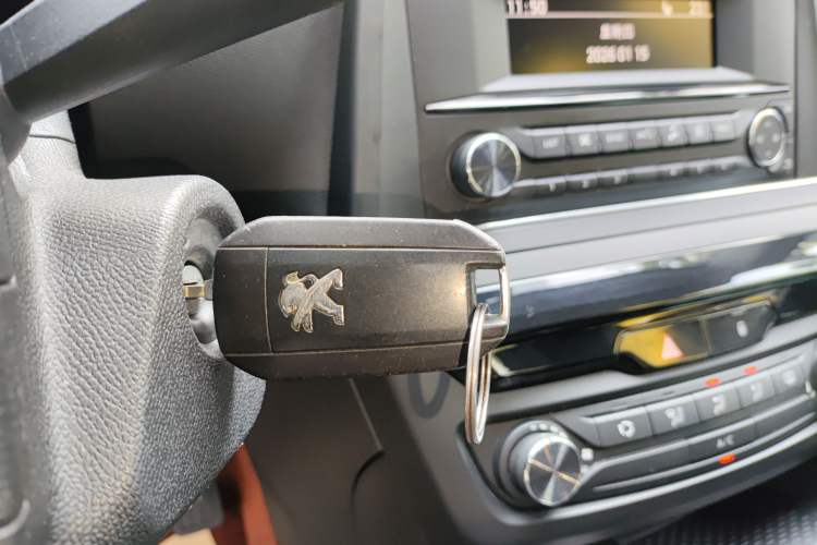 Used Peugeot 308 2016 1.6L Automatic Fashion Edition Interior 1