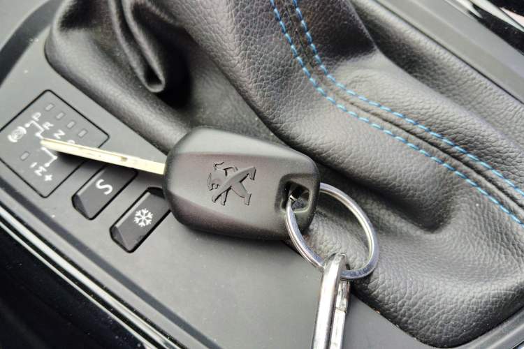 Used Peugeot 308 2016 1.6L Automatic Fashion Edition Interior 1