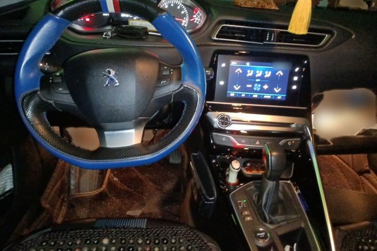Used Peugeot 308 2016 350THP Automatic Prestige Edition Interior 2