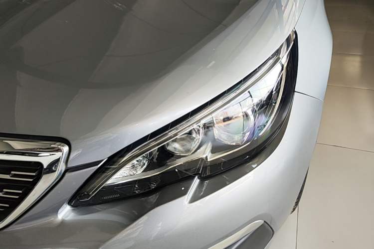 Used Peugeot 308 2016 1.6L Automatic Luxury Edition Left Front Headlight