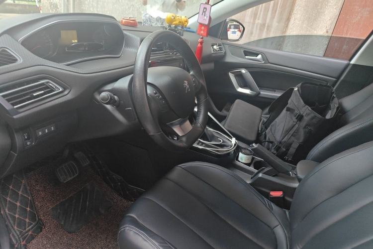 Used Peugeot 308 2016 1.6L Automatic Luxury Edition Left Front Seat
