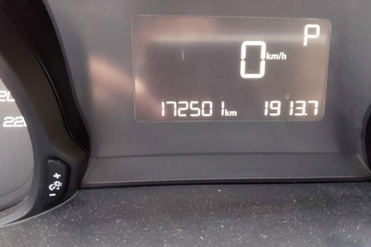 Used Peugeot 308 2016 1.6L Automatic Fashion Edition Odometer Close Up