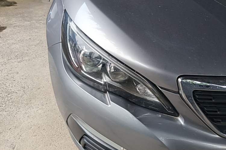 Used Peugeot 308 2016 1.6L Manual Fashion Edition Right Front Headlight