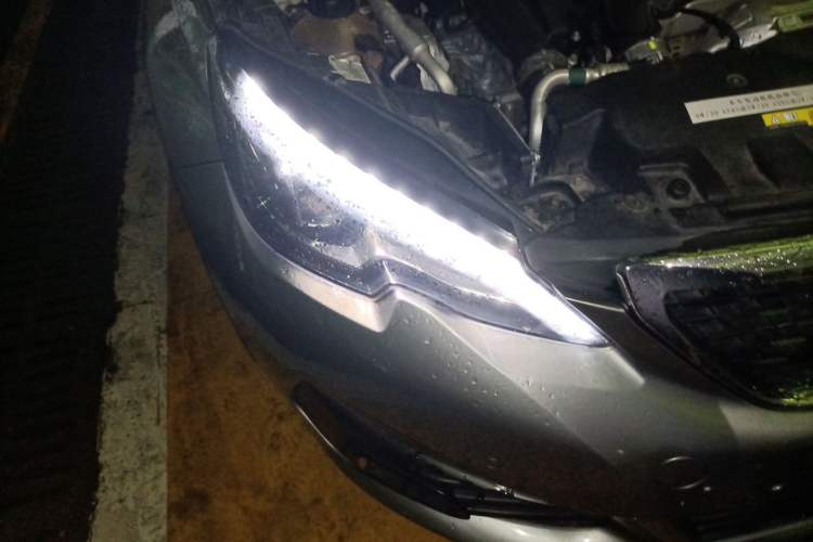 Used Peugeot 308 2016 350THP Automatic Prestige Edition Right Front Headlight