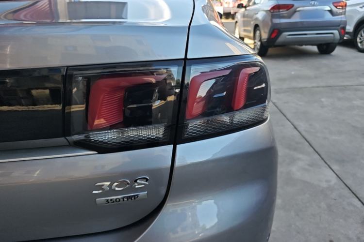 Used Peugeot 308 2016 350THP Automatic Prestige Edition Right Rear Taillight
