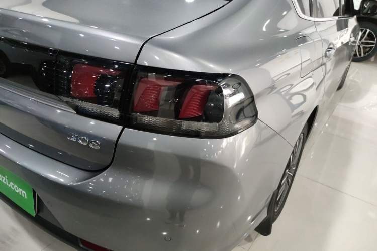Used Peugeot 308 2016 1.6L Automatic Luxury Edition Right Rear Taillight