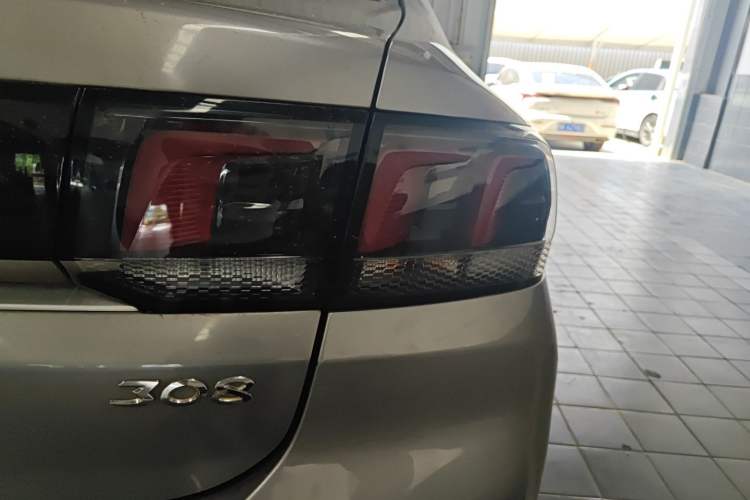 Used Peugeot 308 2016 1.6L Manual Fashion Edition Right Rear Taillight