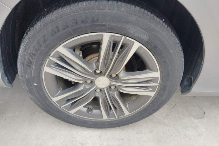 Used Peugeot 308 2016 1.6L Automatic Fashion Edition Right Rear Wheel Hub