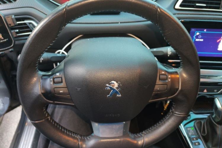 Used Peugeot 308 2016 1.6L Automatic Luxury Edition Steering Wheel