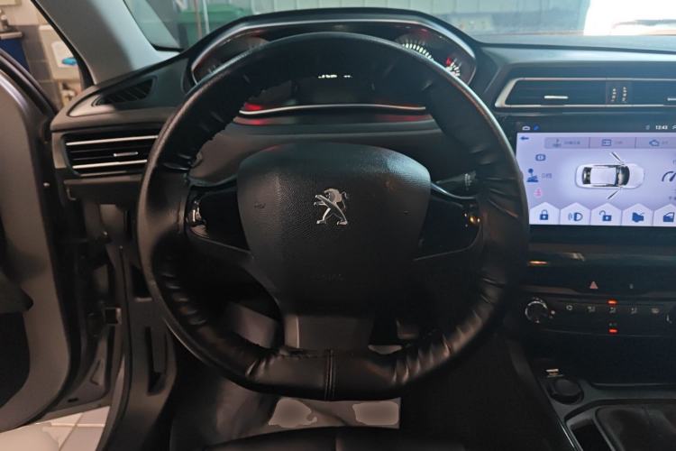 Used Peugeot 308 2016 1.6L Manual Fashion Edition Steering Wheel