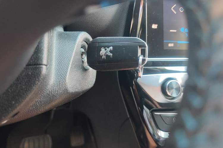 Used Peugeot 308 2016 1.6L Automatic Luxury Edition Vehicle Key