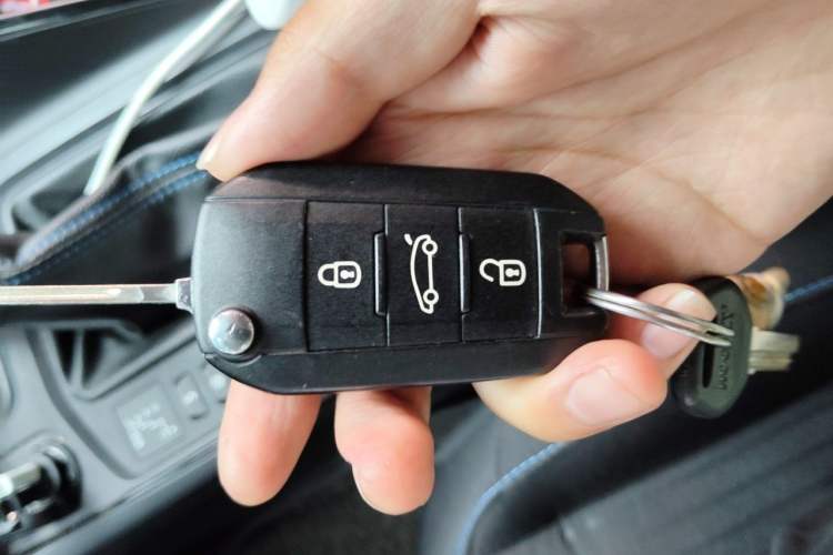 Used Peugeot 308 2016 1.6L Automatic Fashion Edition Vehicle Key