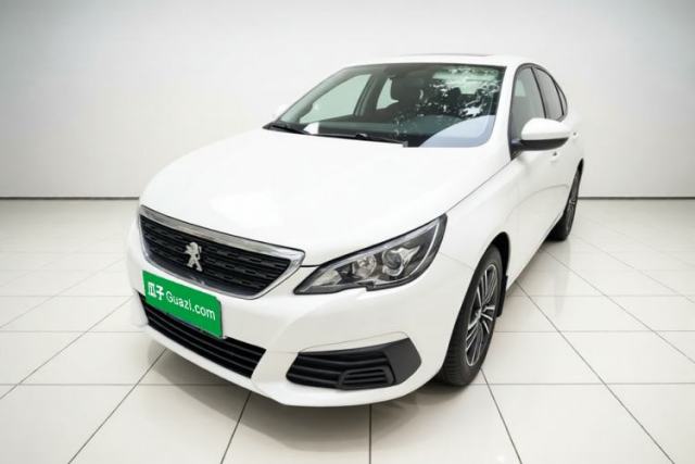 Peugeot 308 2016 1.6L Manual Fashion Edition d’occasion