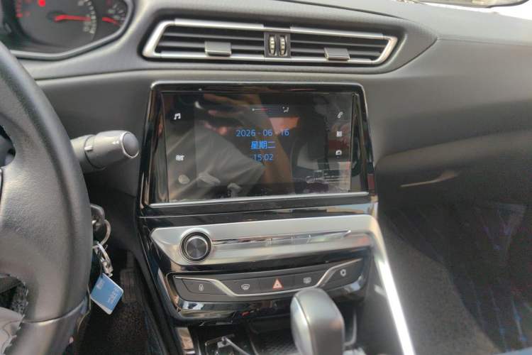 Used Peugeot 308 2016 1.6L Automatic Luxury Edition Audio And AC Panel