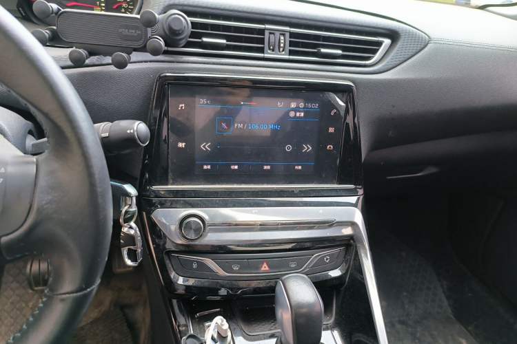 Used Peugeot 308 2016 1.6L Automatic Luxury Edition Audio And AC Panel