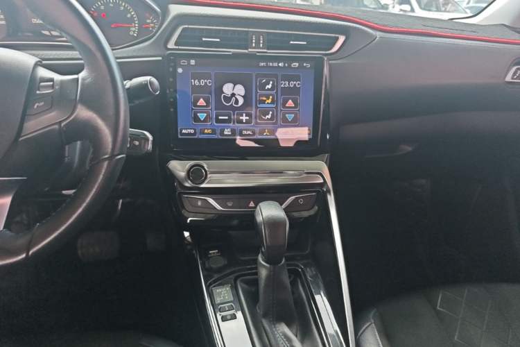 Used Peugeot 308 2016 1.6L Automatic Luxury Edition Audio And AC Panel