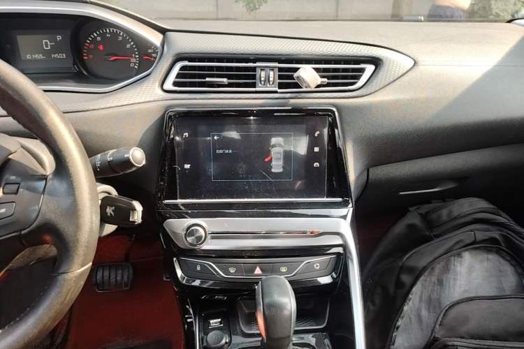 Used Peugeot 308 2016 230THP Automatic Luxury Edition Audio And AC Panel