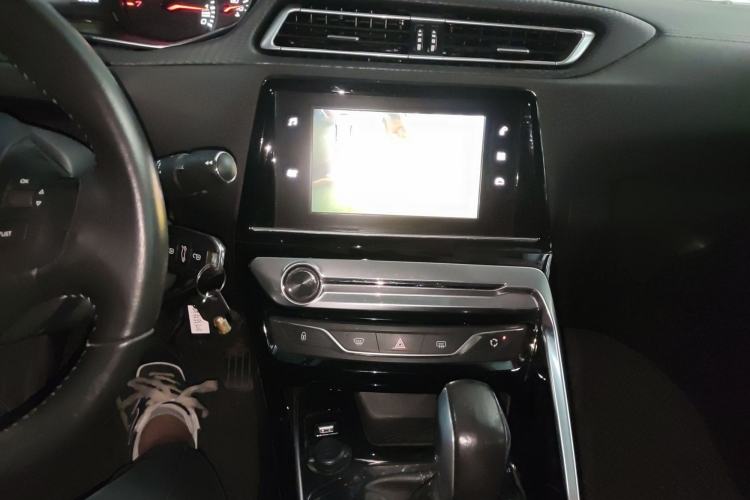 Used Peugeot 308 2016 1.6L Automatic Luxury Edition Audio And AC Panel