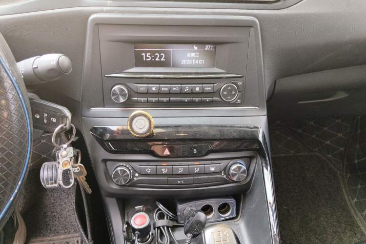 Used Peugeot 308 2016 1.6L Manual Fashion Edition Audio And AC Panel