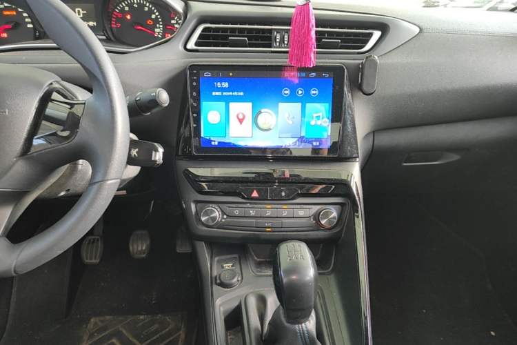 Used Peugeot 308 2016 1.6L Manual Fashion Edition Audio And AC Panel