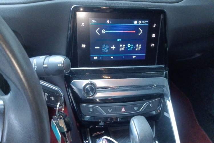 Used Peugeot 308 2016 1.6L Automatic Luxury Edition Audio And AC Panel