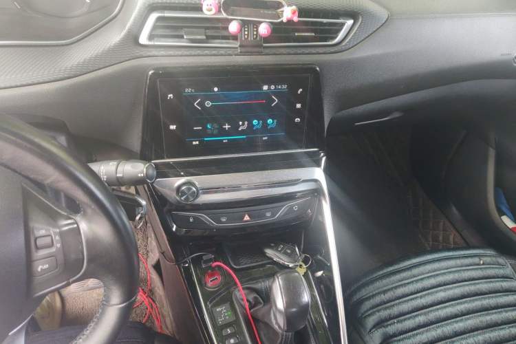 Used Peugeot 308 2016 1.6L Automatic Luxury Edition Audio And AC Panel