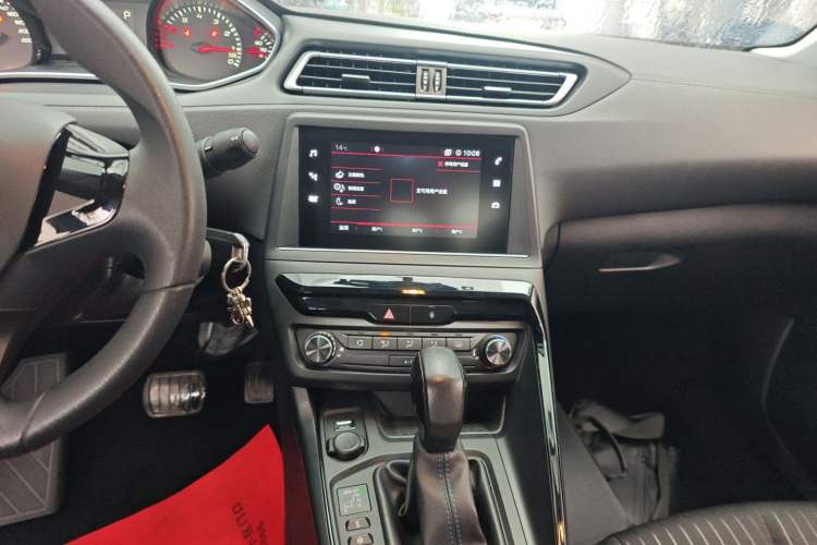 Used Peugeot 308 2016 1.6L Automatic Fashion Edition Audio And AC Panel