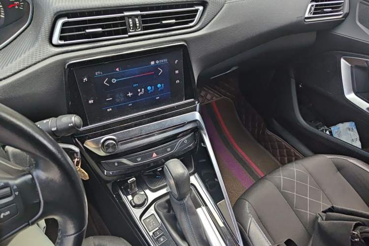 Used Peugeot 308 2016 1.6L Automatic Luxury Edition Audio And AC Panel
