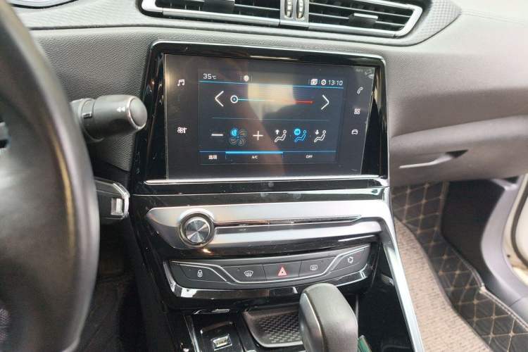 Used Peugeot 308 2016 1.6L Automatic Luxury Edition Audio And AC Panel