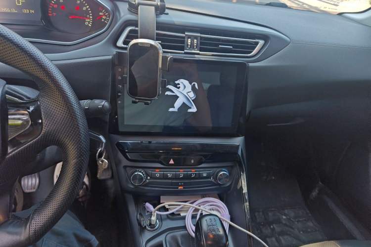 Used Peugeot 308 2016 1.6L Manual Fashion Edition Audio And AC Panel