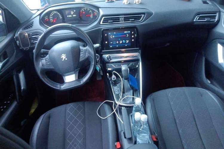 Used Peugeot 308 2016 1.6L Automatic Luxury Edition Center Console