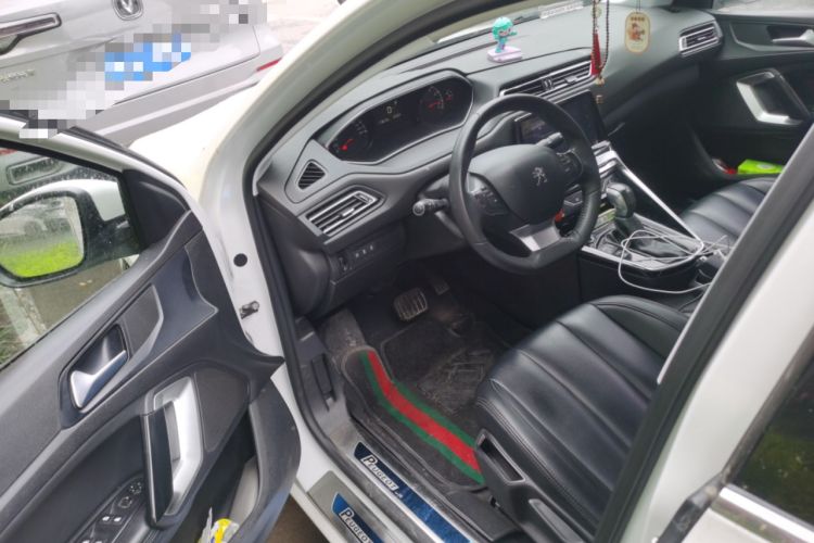 Used Peugeot 308 2016 1.6L Automatic Luxury Edition Driver Seat