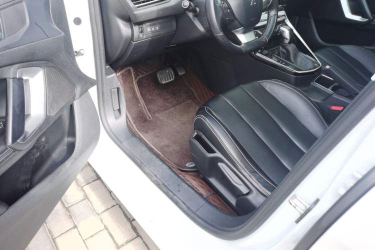 Used Peugeot 308 2016 1.6L Automatic Luxury Edition Driver Seat