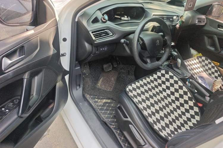 Used Peugeot 308 2016 1.6L Automatic Fashion Edition Driver Seat