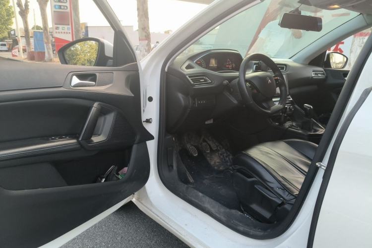 Used Peugeot 308 2016 1.6L Manual Fashion Edition Driver Seat