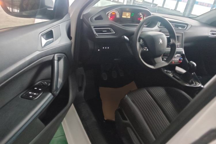Used Peugeot 308 2016 1.6L Manual Fashion Edition Driver Seat