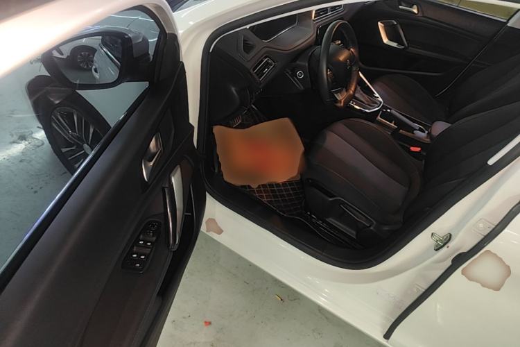 Used Peugeot 308 2016 1.6L Automatic Luxury Edition Driver Seat