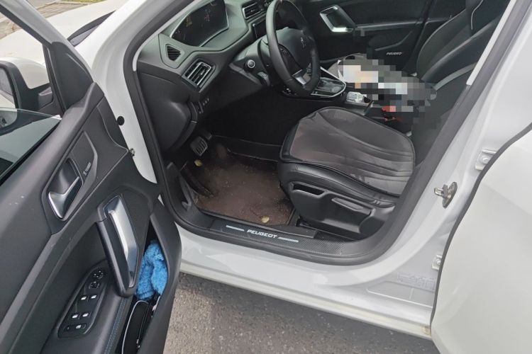 Used Peugeot 308 2016 1.6L Automatic Luxury Edition Driver Seat