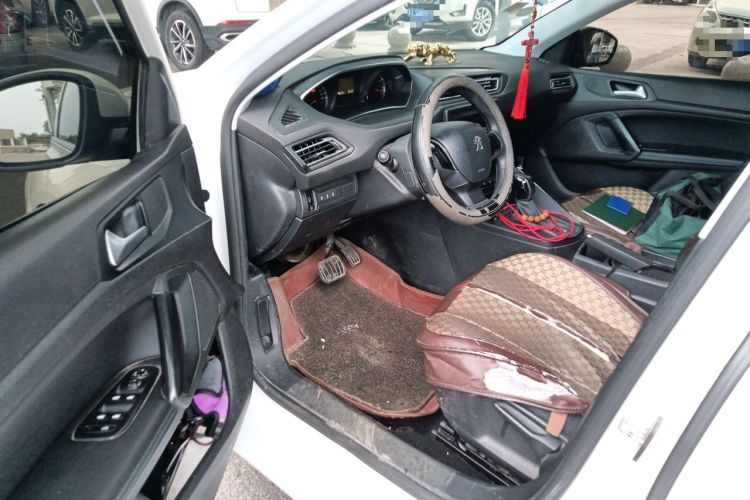 Used Peugeot 308 2016 1.6L Automatic Fashion Edition Driver Seat