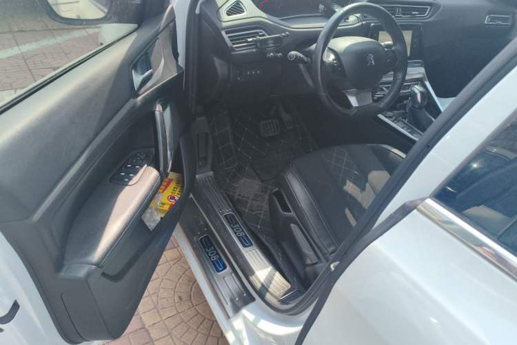 Used Peugeot 308 2016 230THP Automatic Luxury Edition Driver Seat